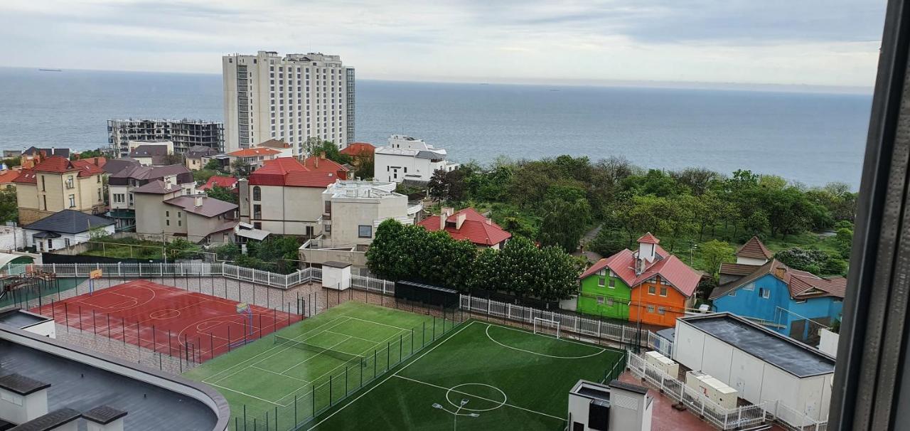 Apartments with the sea view 오데사 외부 사진